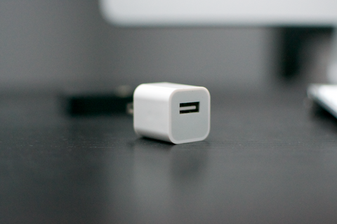 USB Power Adapter (White)